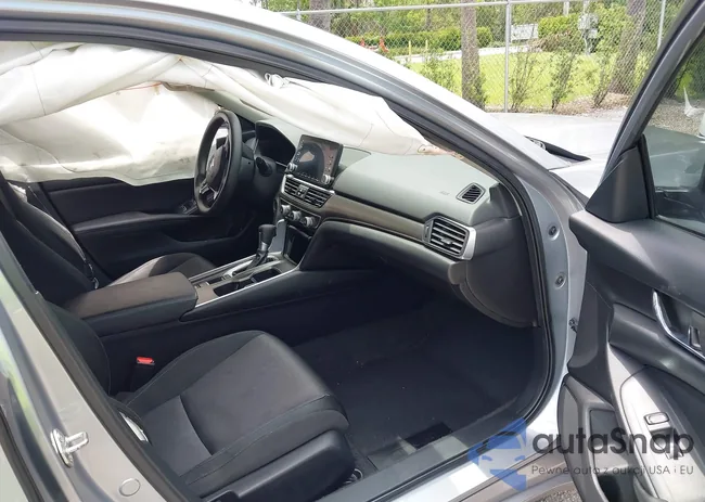 1HGCV1F13LA032719: 42700651