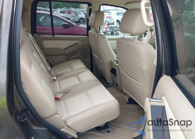 1FMEU73E48UA97861: 42699898