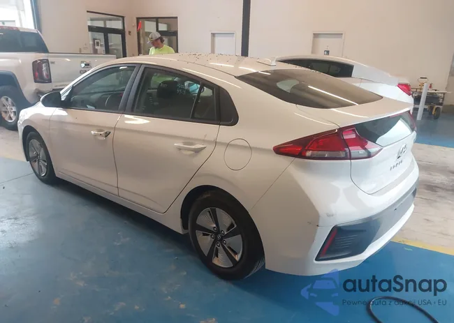 KMHC65LC6MU246382: 42700003