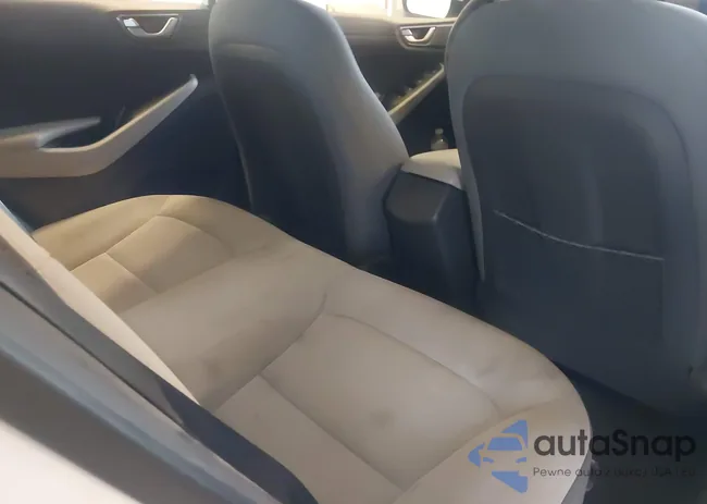 KMHC65LC6MU246382: 42700003