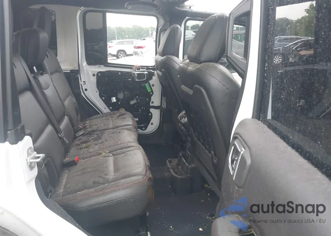 1C4HJXFN9MW628783: 42700086