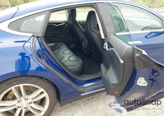 5YJSA1S20FF100278: 42700191