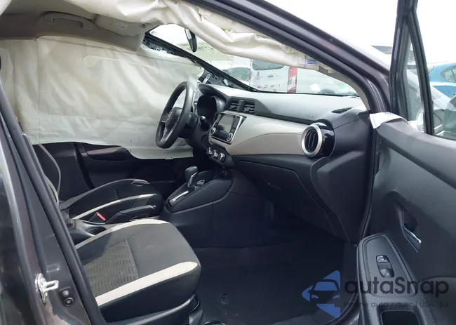 3N1CN8EV3ML831750: 42700220