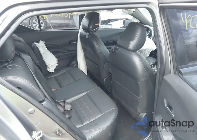 3N1CP5DV9LL551033: 42700240