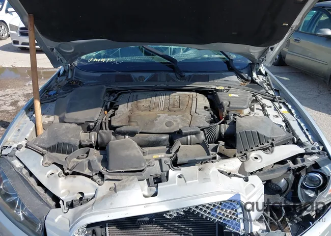 SAJWA0F70F8U67359: 42701277