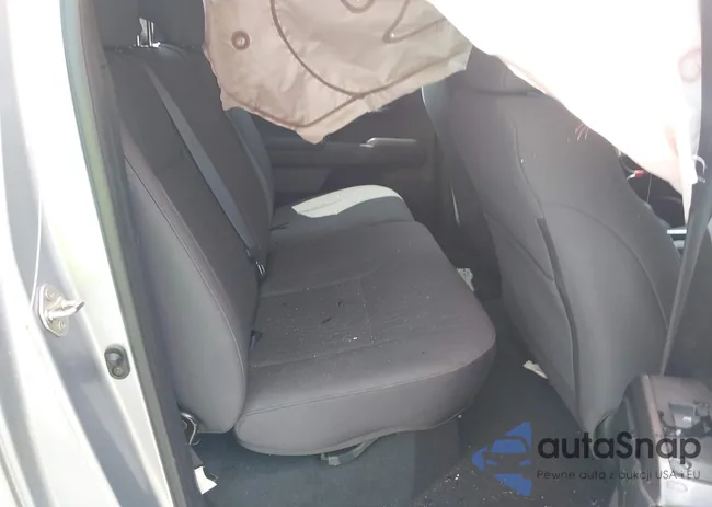 3TMCZ5AN7JM137414: 42701324