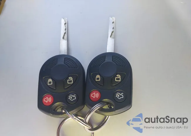 1FADP3K25JL244259: 42701388