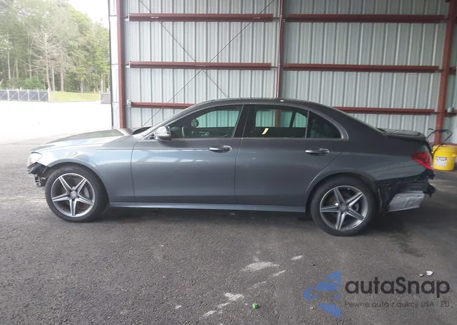 WDDZF4KB9HA028175: 42701581