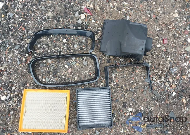 WBA3B5G50ENS11261: 42701582