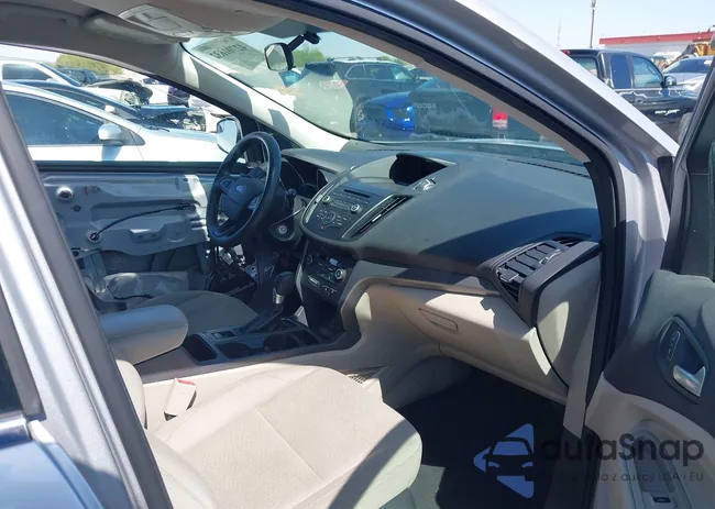 1FMCU0GD2HUA54569: 42701632