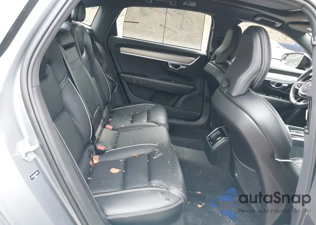 LVYA22MT0LP172774: 42701668