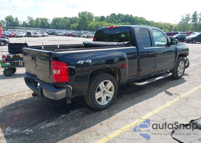 2GCEK190881333748: 42701727