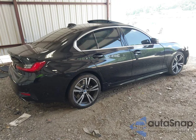 3MW5R1J03L8B43094: 42700995