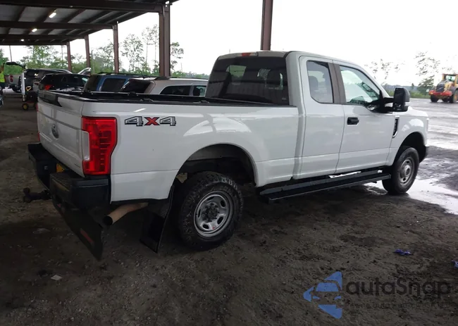 1FT7X2B6XKEE68489: 42701119