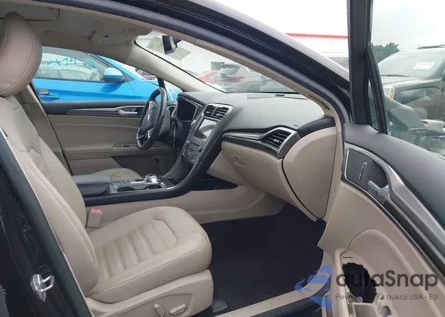 3FA6P0LU5HR250517: 42701134