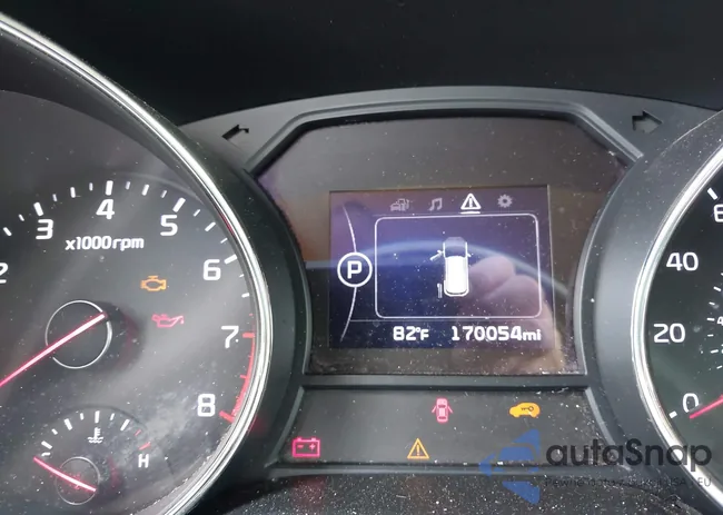 KNDMC5C17G6138605: 42701178