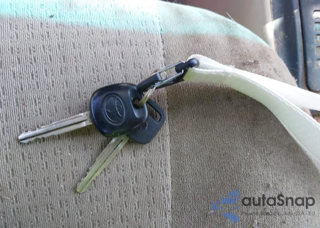 1NXBR32E05Z543739: 42701217