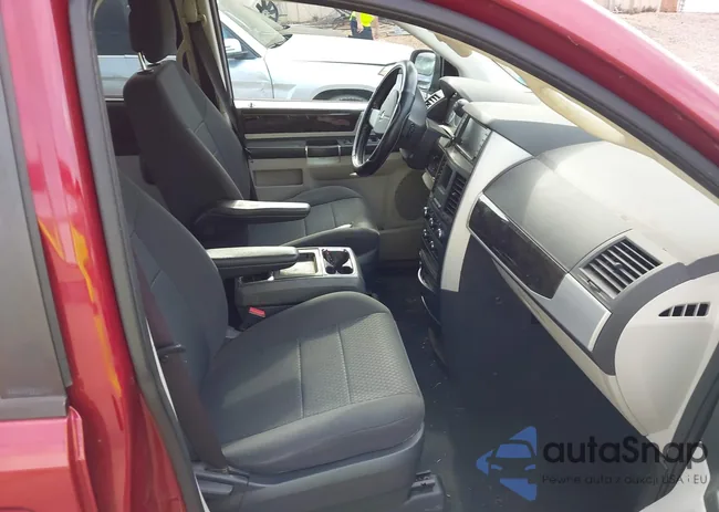 2D4RN6DX9AR390836: 42702346