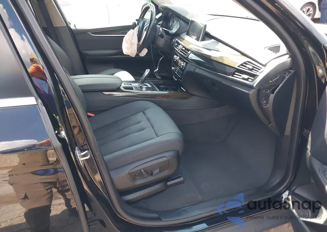 5UXKR2C51F0H40121: 42702661