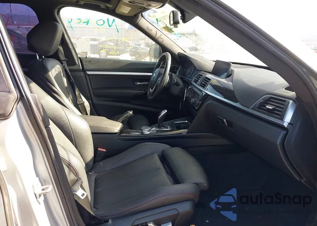 WBA8Z9C5XJG828566: 42701920