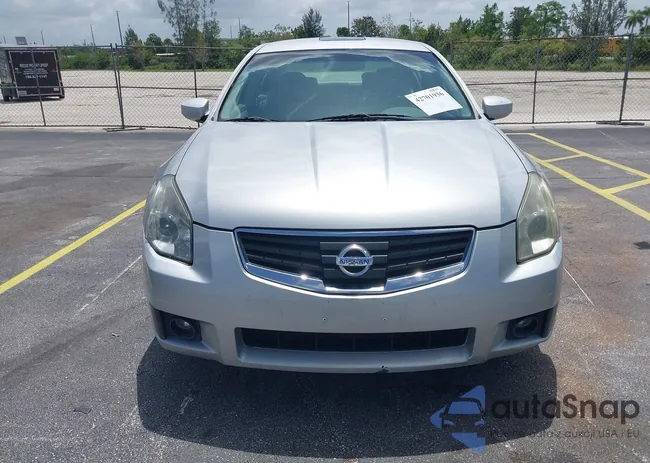 1N4BA41E17C815748: 42701936