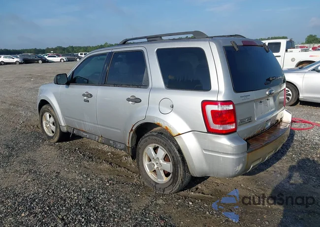 1FMCU9D72BKC01477: 42702010