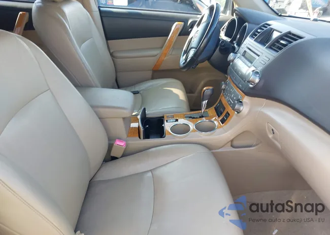 JTEEW44AX82010190: 42702122