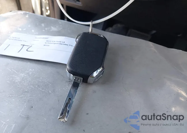 3KPF24AD9PE630002: 42702234