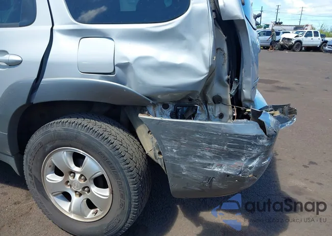 4F2YU09162KM29797: 42703327