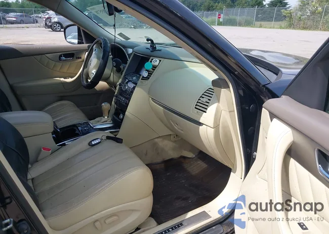 JN8CS1MW7DM171407: 42703578