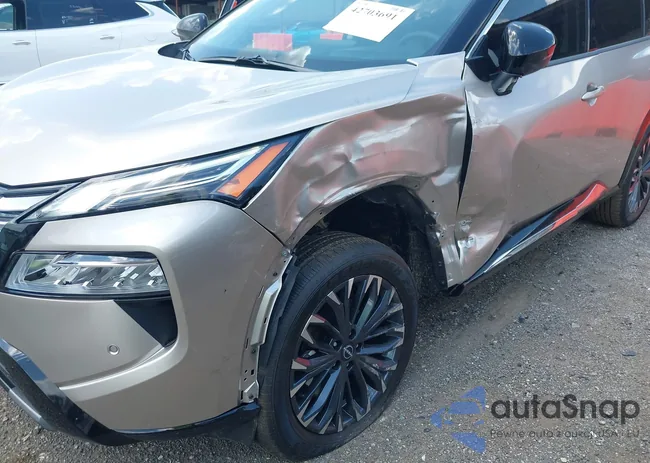 JN8BT3DC5SW102839: 42703691