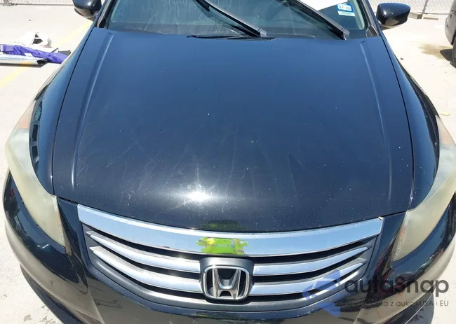 1HGCP2F82CA077566: 42702861