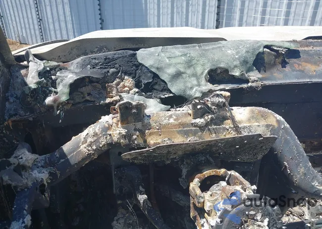 1GB2CUEGXFZ129675: 42702977