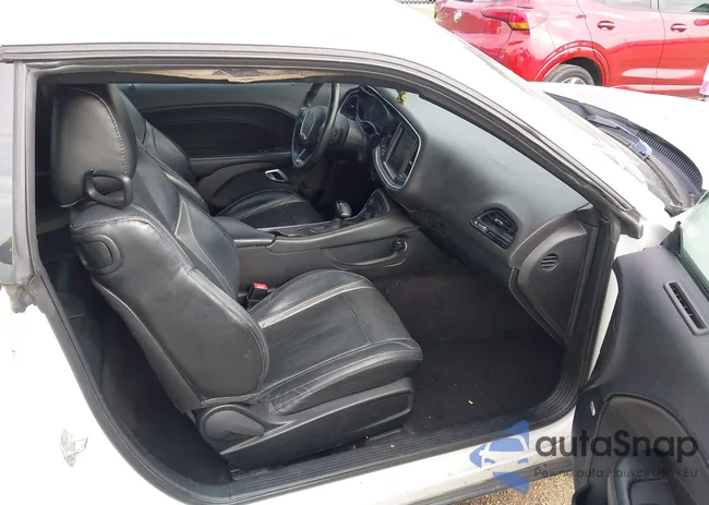 2C3CDZAG2GH157864: 42703017