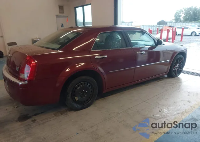 2C3KA63H97H617823: 42703136