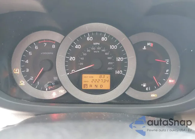 JTMBD31V285134709: 42704258