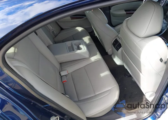 19UUB3F57GA004097: 42704279