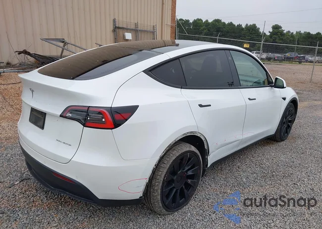 5YJYGDEE4MF084857: 42704367