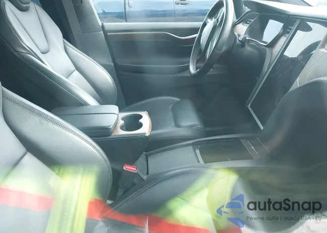 5YJXCDE24LF234123: 42704369