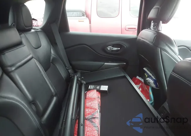 1C4PJLLB9KD120336: 42704459