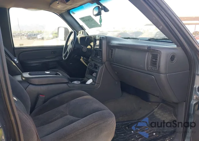 1GCHK23D46F179396: 42704575