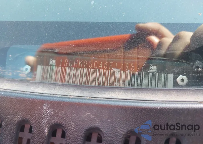 1GCHK23D46F179396: 42704575