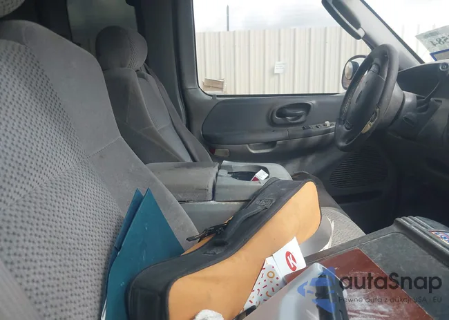 1FTRX18L82KC53727: 42704584