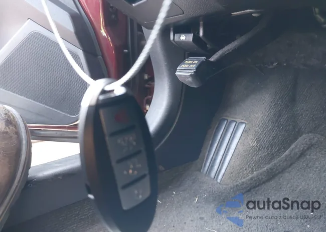 1N4AL2AP6CC205611: 42704589