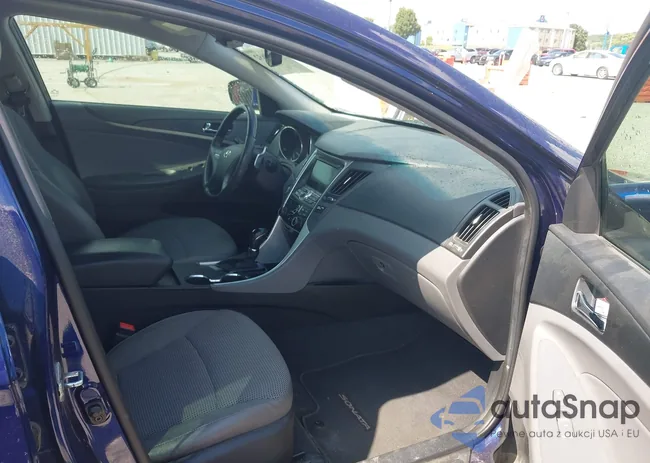 5NPEC4AB2CH476567: 42704632