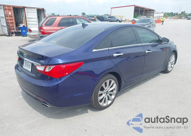 5NPEC4AB2CH476567: 42704632