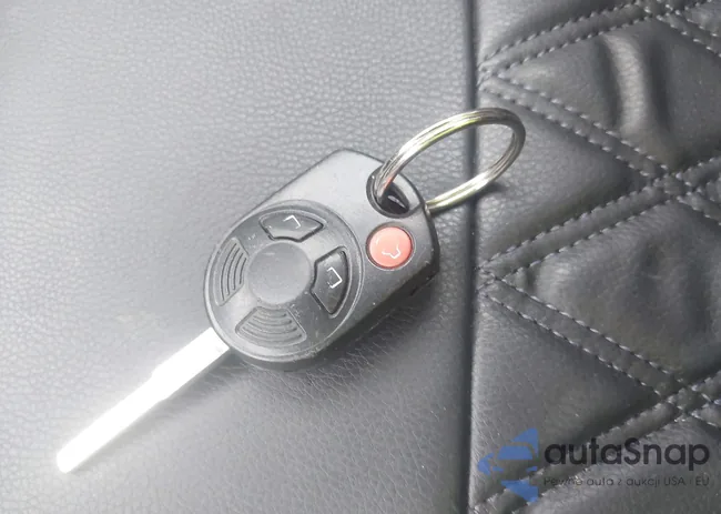 1FMCU0GXXEUC31049: 42704725