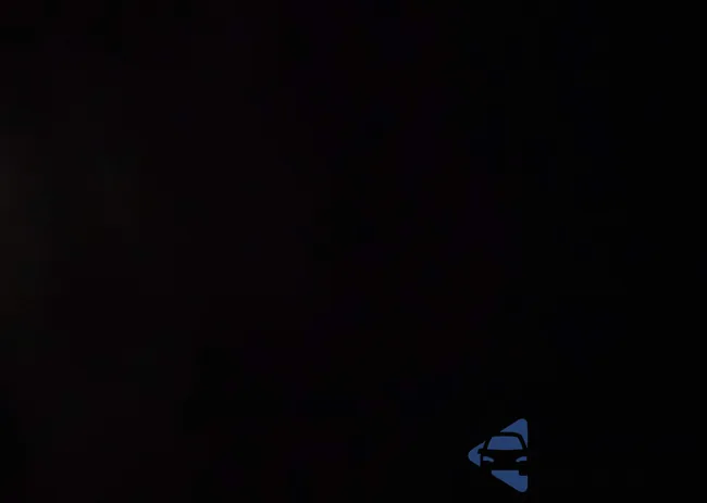 5J6YH18718L009586: 42704202