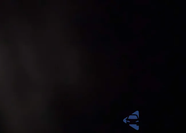 5J6YH18718L009586: 42704202