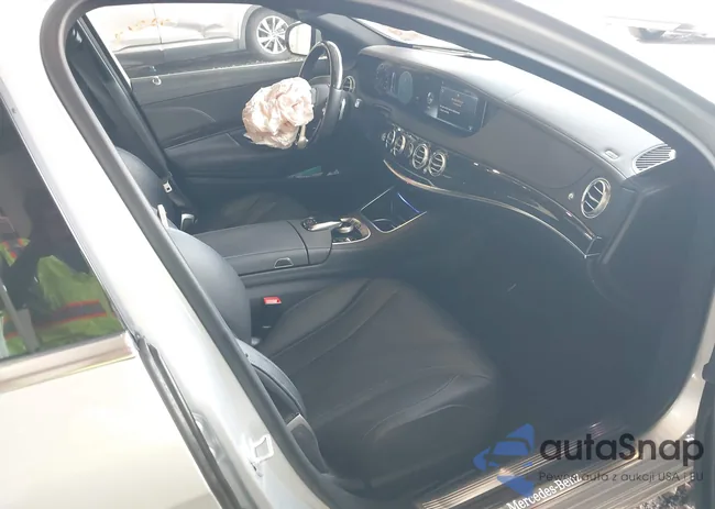 WDDUG6GB9JA343284: 42705284